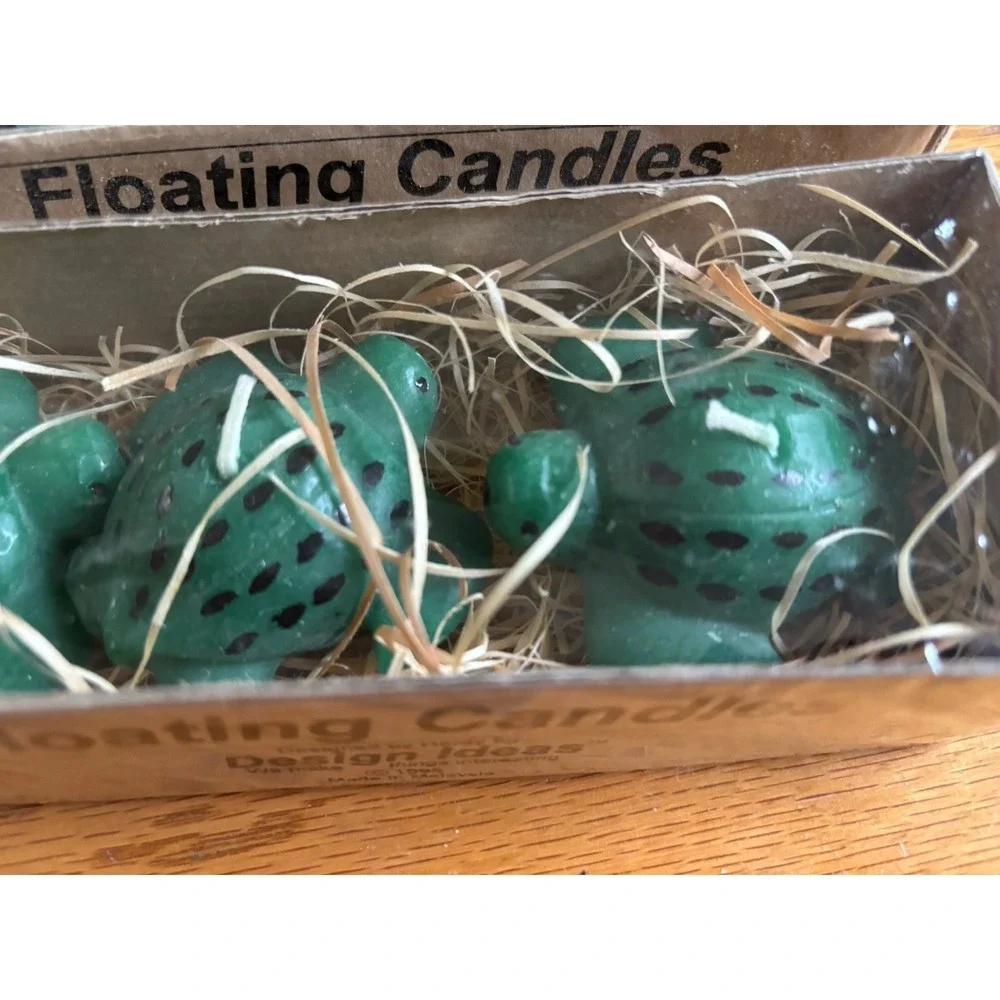 Floating Candle Frog Set of 6 Floating Candles 2